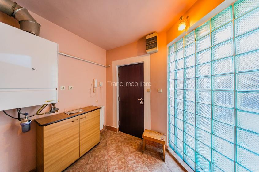 Vilă impunătoare cu arhitectură elvetiană pe 3 nivele - proprietar - 7