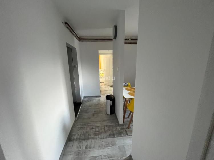 Apartament cu 3 camere, 2 băi, 66 mp + 4 mp balcon, decomandat, etaj 2/4 - 4