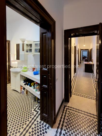 “Vila interbelica cu arhitectura deosebita, curte individuala, 420 mp teren” - 16