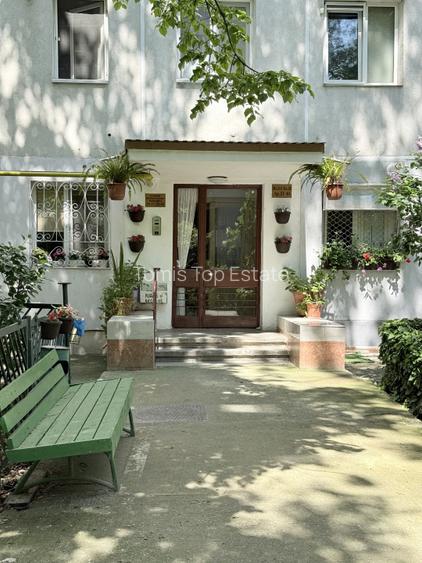 Apartament de vânzare cu 3 camere in Tomis Nord, etaj 2 - 21