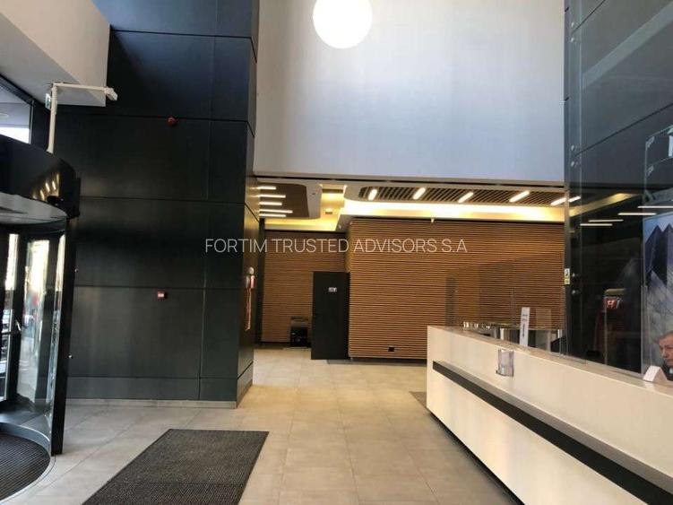 Anchor Plaza - 10
