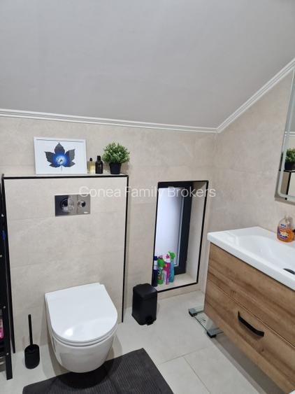 Casa cu semineu superb + terasa inchisa | Smart | Fotovoltaice 11 kW | Carport - 9