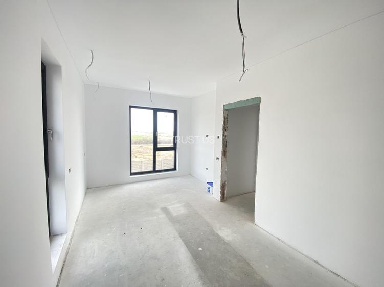 COMISION 0, CASĂ MODERNĂ IN SACALAZ, 5 Camere, 107mp Utili, 300mp Teren - 12