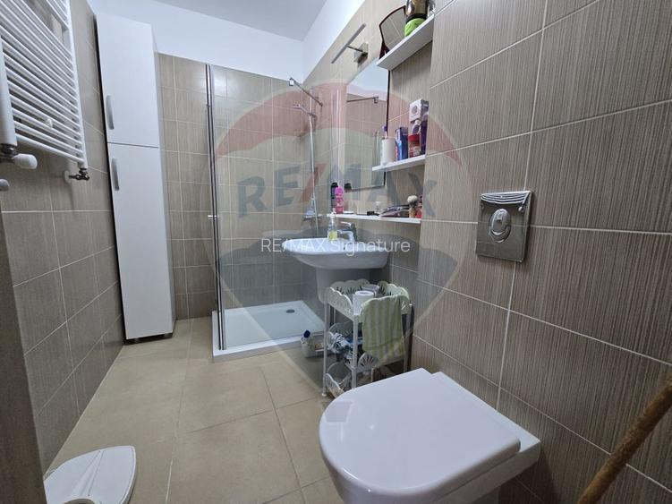 DE VANZARE Apartament cu 3 camere CLUB LAC SNAGOV - 12