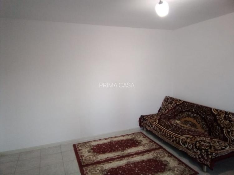 Casa in comuna Sageata BZ teren 3000mp renovata recent Pret: 45.000 - 5