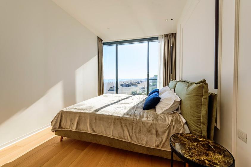 NEO MAMAIA B3.3 - 14