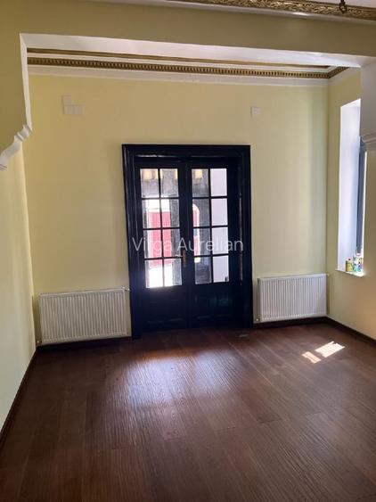 De inchiriat apt. 4 camere, sectorul 3 - 14