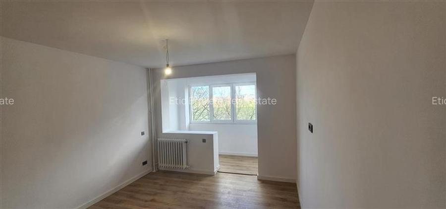 Vanzare apartament 2 camere Renovat Titan-Metrou - 27