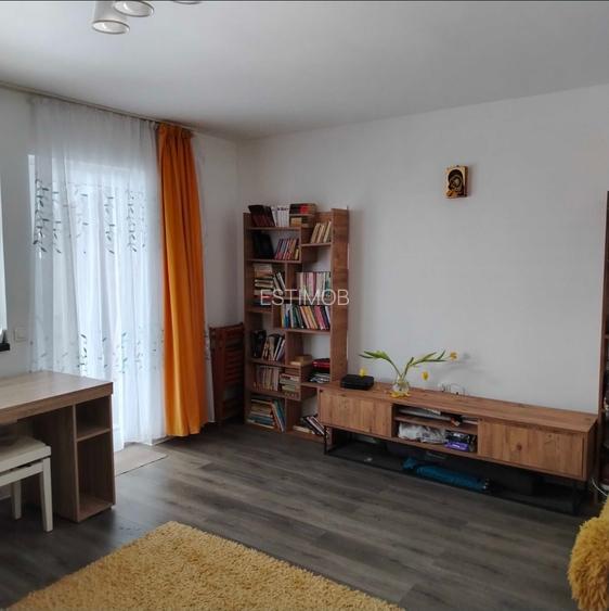 Vand casa 4 camere tip duplex Tarlungeni Izvor zona Hanul din Izvor - 6