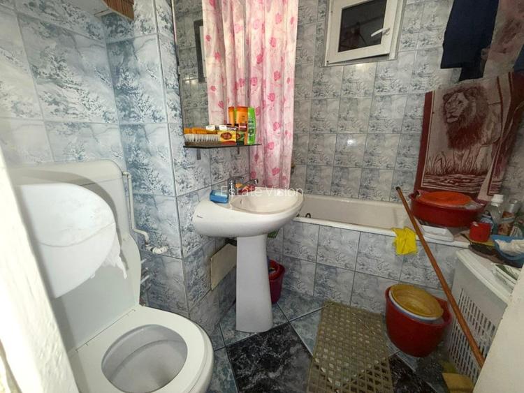 Apartament 4 camere spatios, decomandat, ideal familie,  bloc anvelopat, Piata D - 8