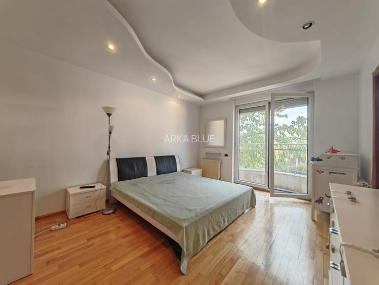 Inchiriere vila spatioasa Iancu Nicolae - piscina, util 800 mp, teren 1.600 mp  - 12