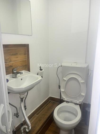 Direct Proprietar - Spațiu comercial de închiriat - Calea Victoriei - 5