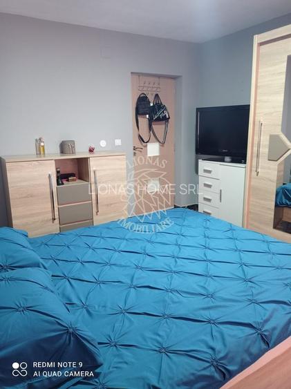 Casa 5 camere 220 mp-teren 2500 mp- terasa/garaj-Dealul Dumitrei - 2