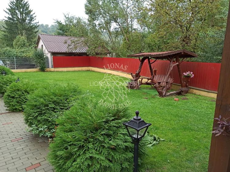 Apartament la casa 3 camere-curte-piscina-foisor-Zona Podul Jelnei - 7