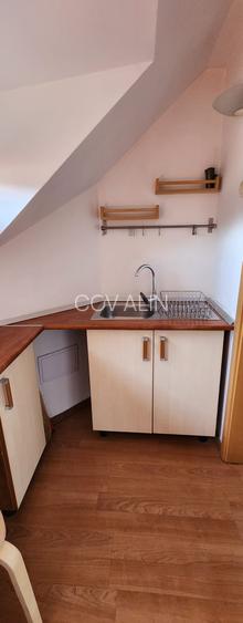 Garsoniera, suprafata 47 mp, mansarda in vila, zona 15 Noiembrie! - 8