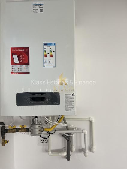 Vila individuala noua, 300 mp, 4 camere, 3 bai, curte, parcare, zona 1 Decembrie - 11