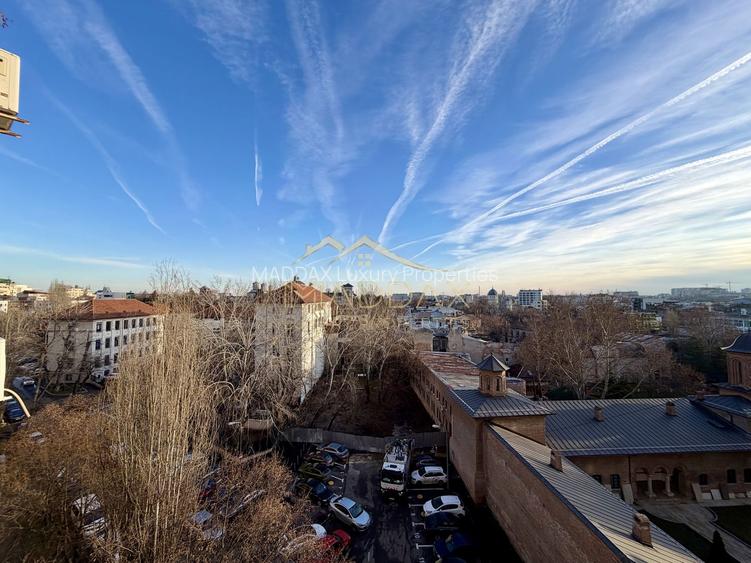 Apartament cu 4 camere *95mpc* // Bulevardul Unirii - 14