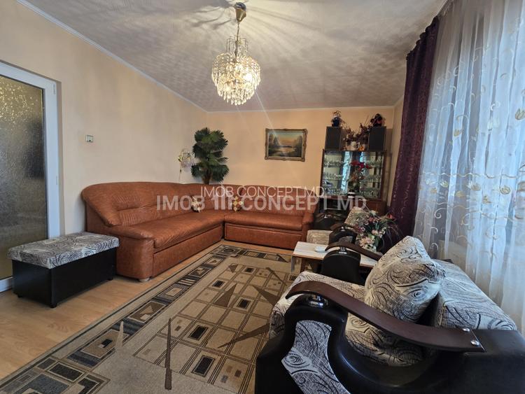 Vanzare apartament 4 camere, cu vedere panoramica, in zona Eroilor Ploiesti - 2