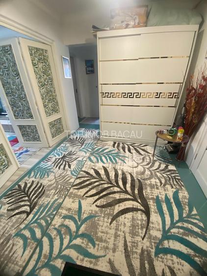 2 DECOMANDATE etaj 2, boxa, bl 8m, izolat, centrala, Universitate - 3