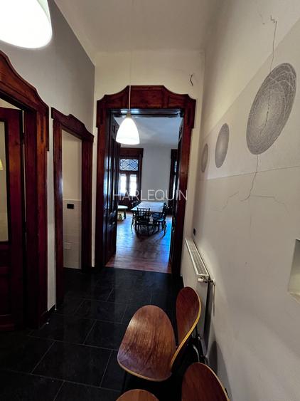 in cadrul unei cladire simbolice demne de remarcat- PALATUL BANATEAN - 12