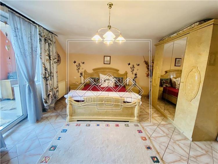 Vila individuala in Avrig - confort lux - 7 camere, 4 bai, 2 balcoane - 6