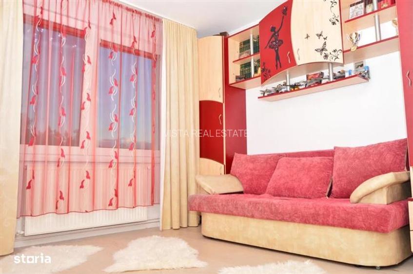 Apartament 4 camere, 2 bai, etaj 3/4, decomandat, cartier Tractorul. - 9