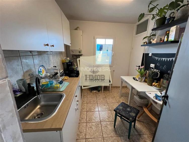 Vand apartament 2 camere decomandat cu balcon zona Dioda - 6