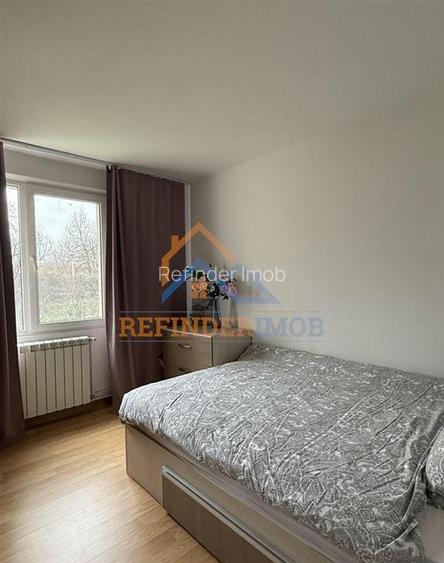Apartament de vanzare cu 3 camere, zona Titan - 10