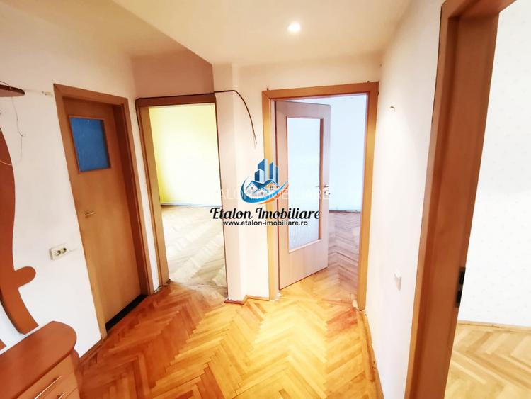 Apartament 3 camere decomandat, etaj 1, zona Gara Piatra Neamt - 8