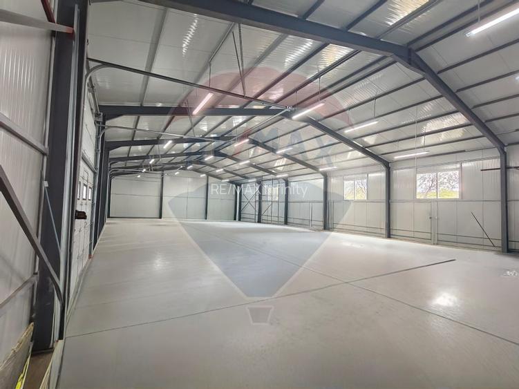 Hala noua 555mp, curte betonata 1000mp, zona de est, de inchiriat - 7