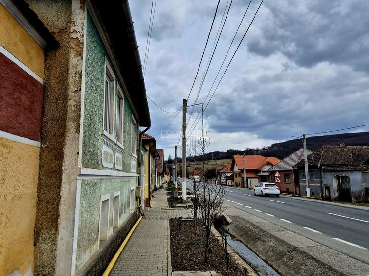 Casă tradițională săsească de vânzare în Bunești, jud. Brașov - 4