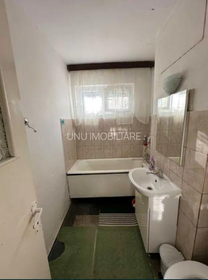 PODU ROS - COLEGIUL EMIL RACOVITA - 3 CAMERE DECOMANDAT - BLOC FARA RISC SEISMIC - 6