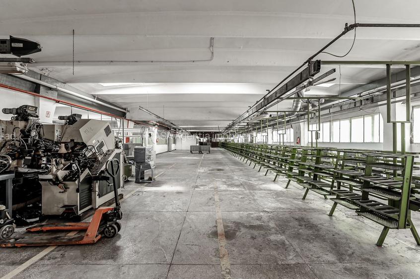 4.049 mp Hale industriale în Arad, aproape de A1 - 11