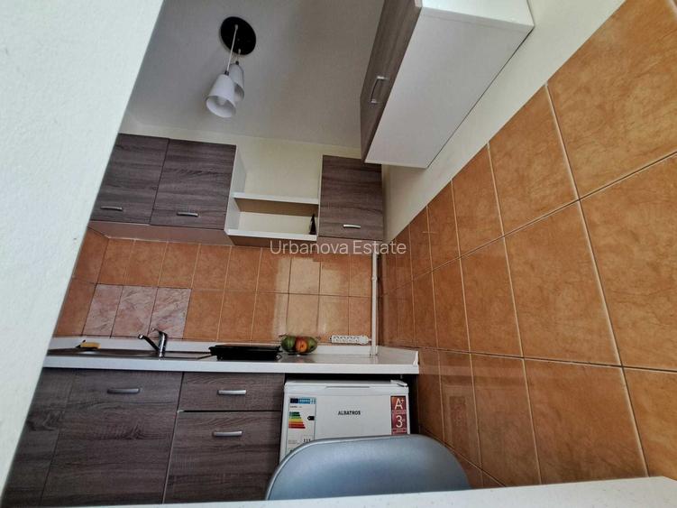 Apartament 1 camera decomandat zona UMF - 4