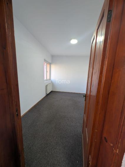 Apartament de 6 camere in vila  - 4