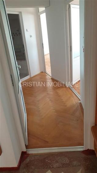 Calarasilor-ANAF - vedere la Dunare 3 camere 100mp - 5