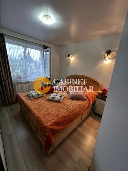 3 Camere Renovat - Etaj 2 - Zona Alexandru Cel Bun - 4