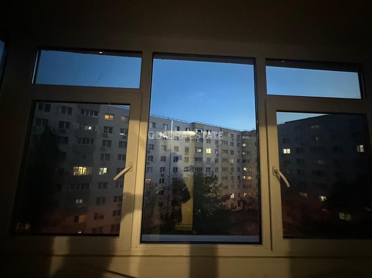 Apartament de vanzare -  3 camere  Dristor - Aleea Scolarilor - 16