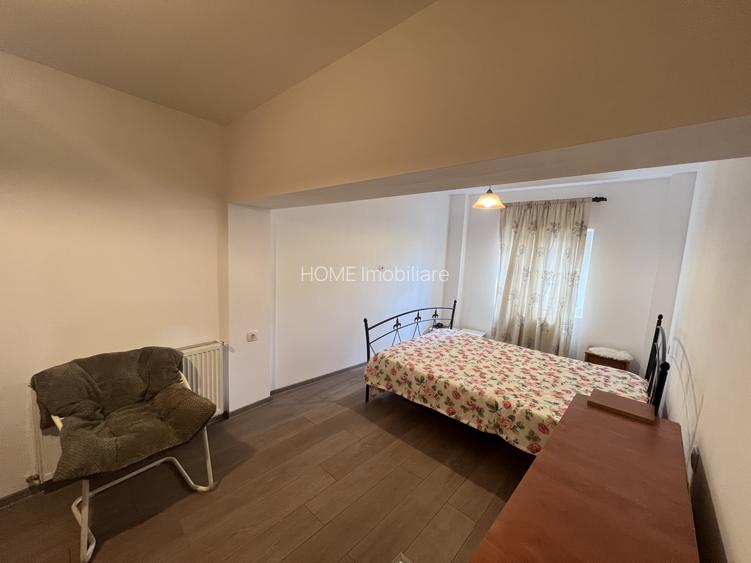 Garsoniera spatioasa, la curte - 3