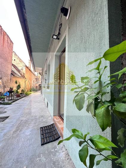 Apartament spre vanzare amplasat la doar 2 minute de Piata Sfatului - 3