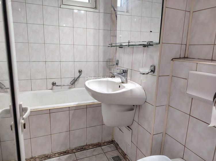 Apartament 3 camere Piata Centrala - 7