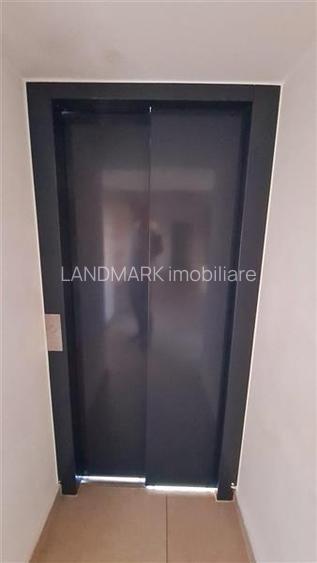 EXCLUSIVITATE! Cladire moderna de birouri, zona semicentrala - 18