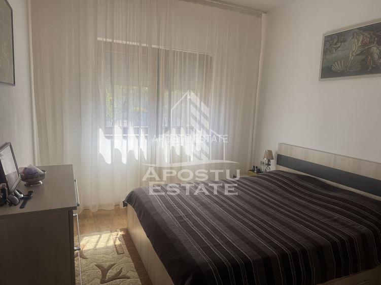 Casa individuala in GHIRODA ,vatra satului - 11