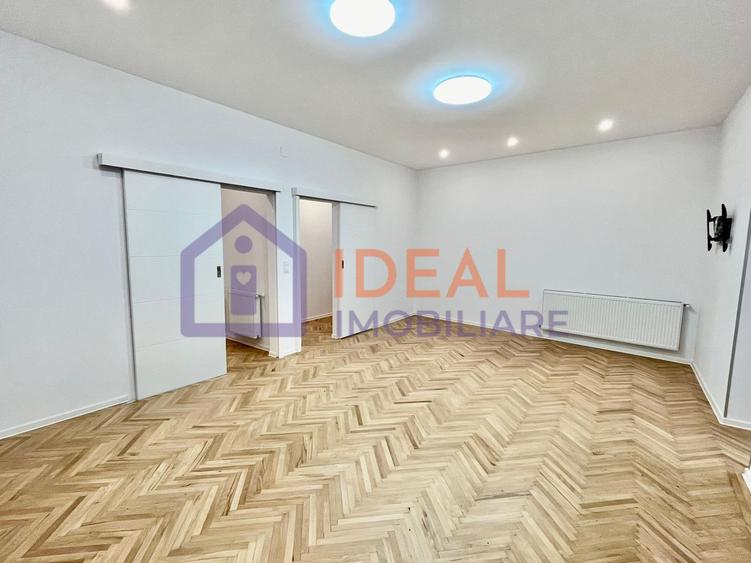 Apartament Ultracentral cu 2 camere complet renovat - de vânzare
