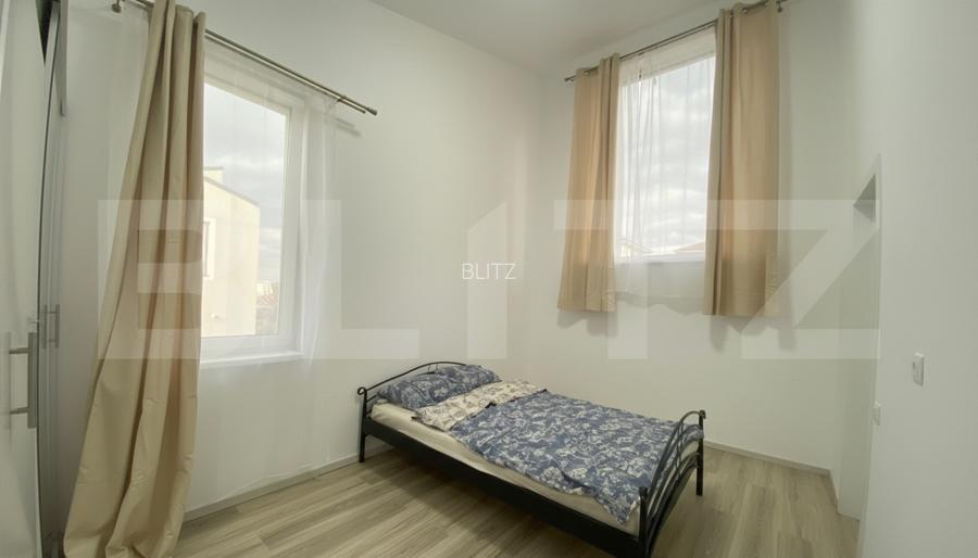 Casa pe calcan cu priveliste superba si compartimentare deosebita. - 14