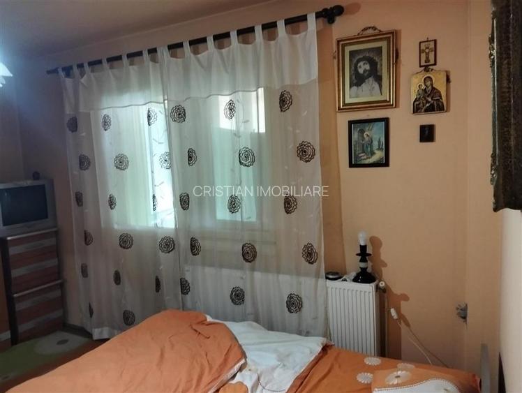 Ap. 2 camere, conf 1 decomandat, Calea Galati, et 1 - 9