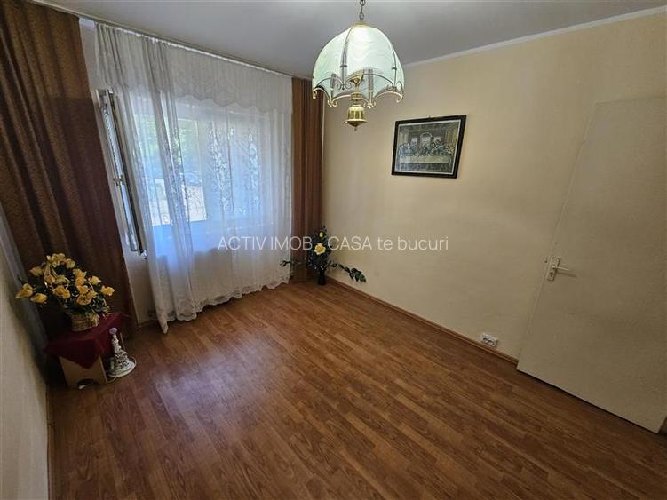 Resita, 3 Cam. Dec., Mobilat+Utilat, Parter Inalt, Micro 4 - 27