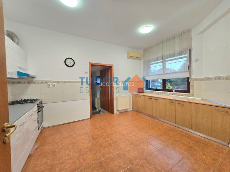 Spacious 4 Bedroom Individual Villa with 800sqm Garden in Gated Compound - 7