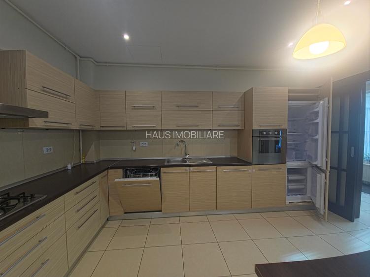 Apartament 3 camere 2 bai lux parcare subterana termen lung zona KM 5 - 15