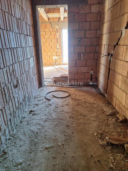 Casa la rosu ,zona rezidentiala Beclean - 14